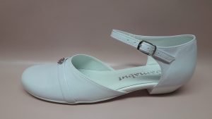 309 – Dziewczęce buty komunijne z serduszkiem